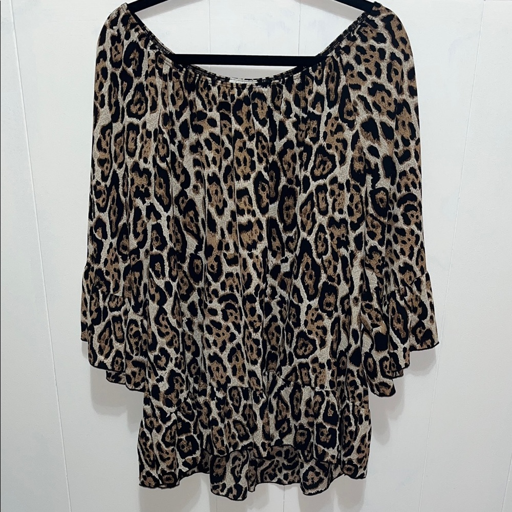 Free Kisses Animal Print Blouse size 3X